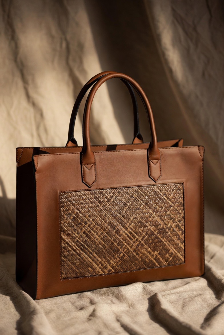 The Okavango Executive Leather Laptop Tote